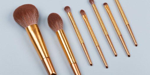 How to choose a concealer brush that suits you?