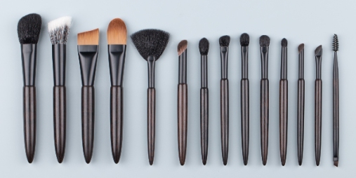 Sustainable Makeup Brushes