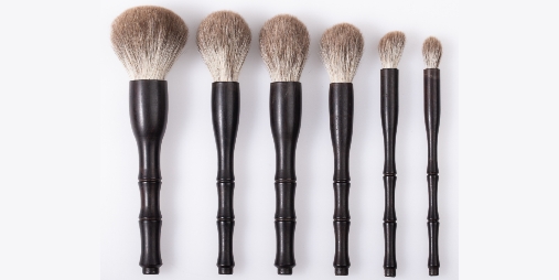 How to choose the right makeup brushes in 2024? A Guide from Green Brush