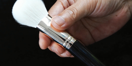 The Importance of Handmade Artisanal Beauty Brushes
