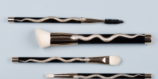 How to Select High-Quality Bulk Cosmetic Makeup Brush Sets for Your Business?