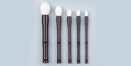 The Crucial Role of Quality Control in Makeup Brush Production