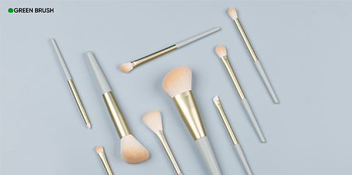 Why Beauty Retailers Develop Private Label Makeup Brushes
